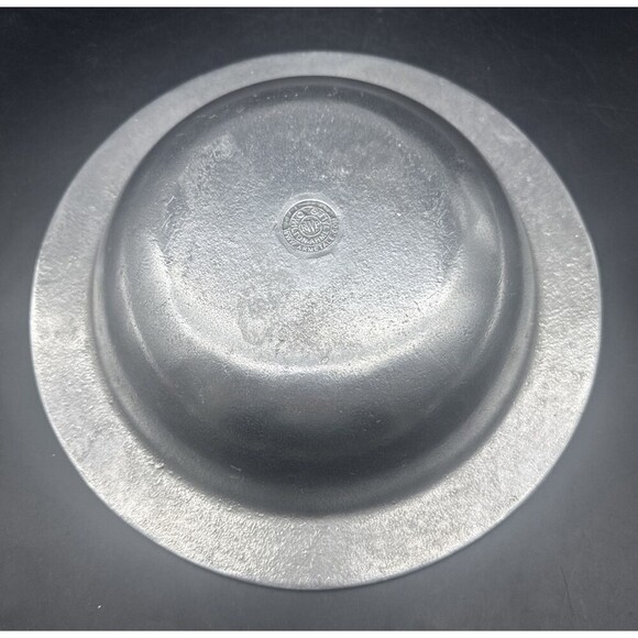 VTG Wilton Armetale Pewter CRAB SEA SHELL Trimmed Bowl 12 3/8" Serving Bowl - Picture 8 of 8